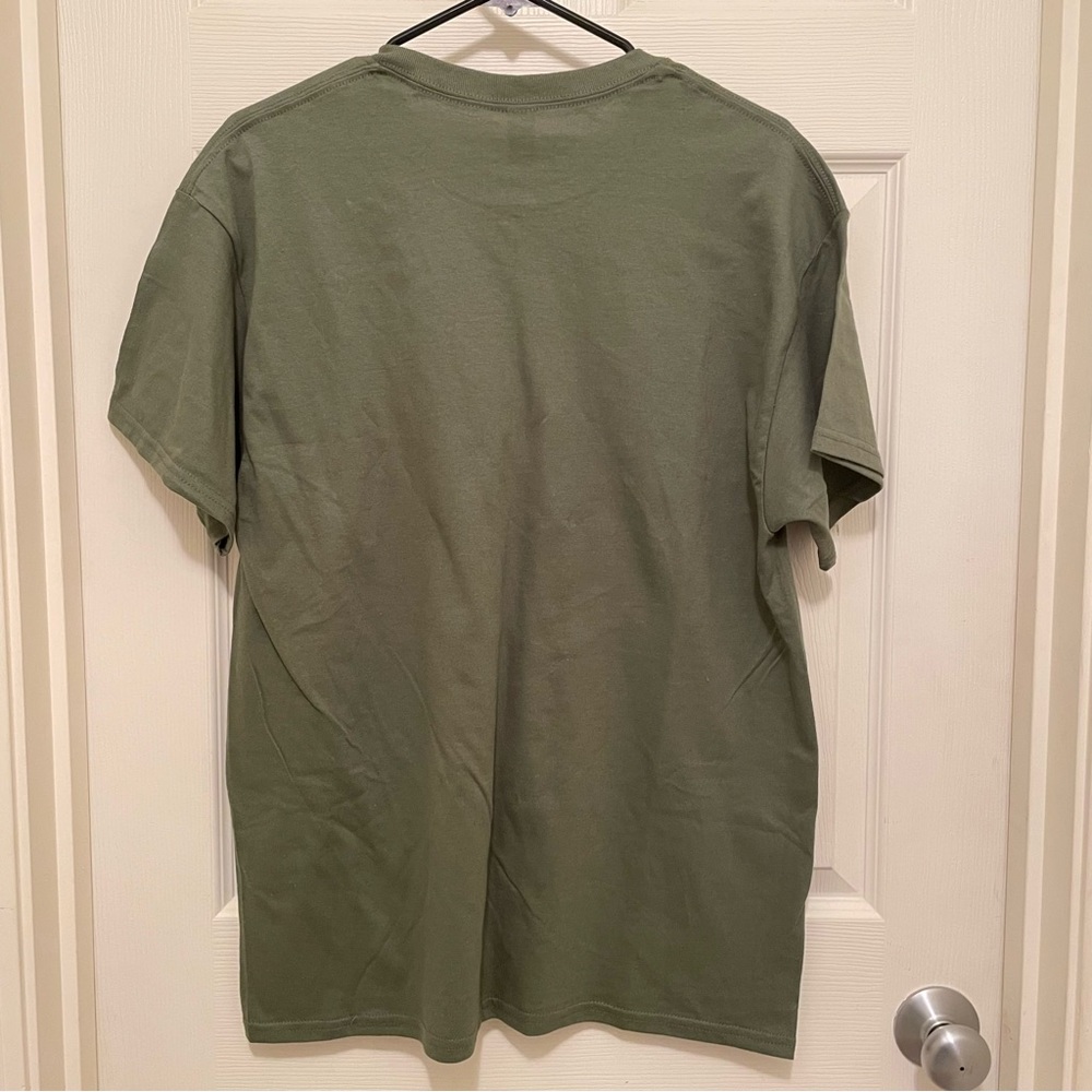 A Christmas Story Graphic Tee Size Large Oh Fudge! Green Shirt w/ Hat & Glasses - Picture 2 of 4